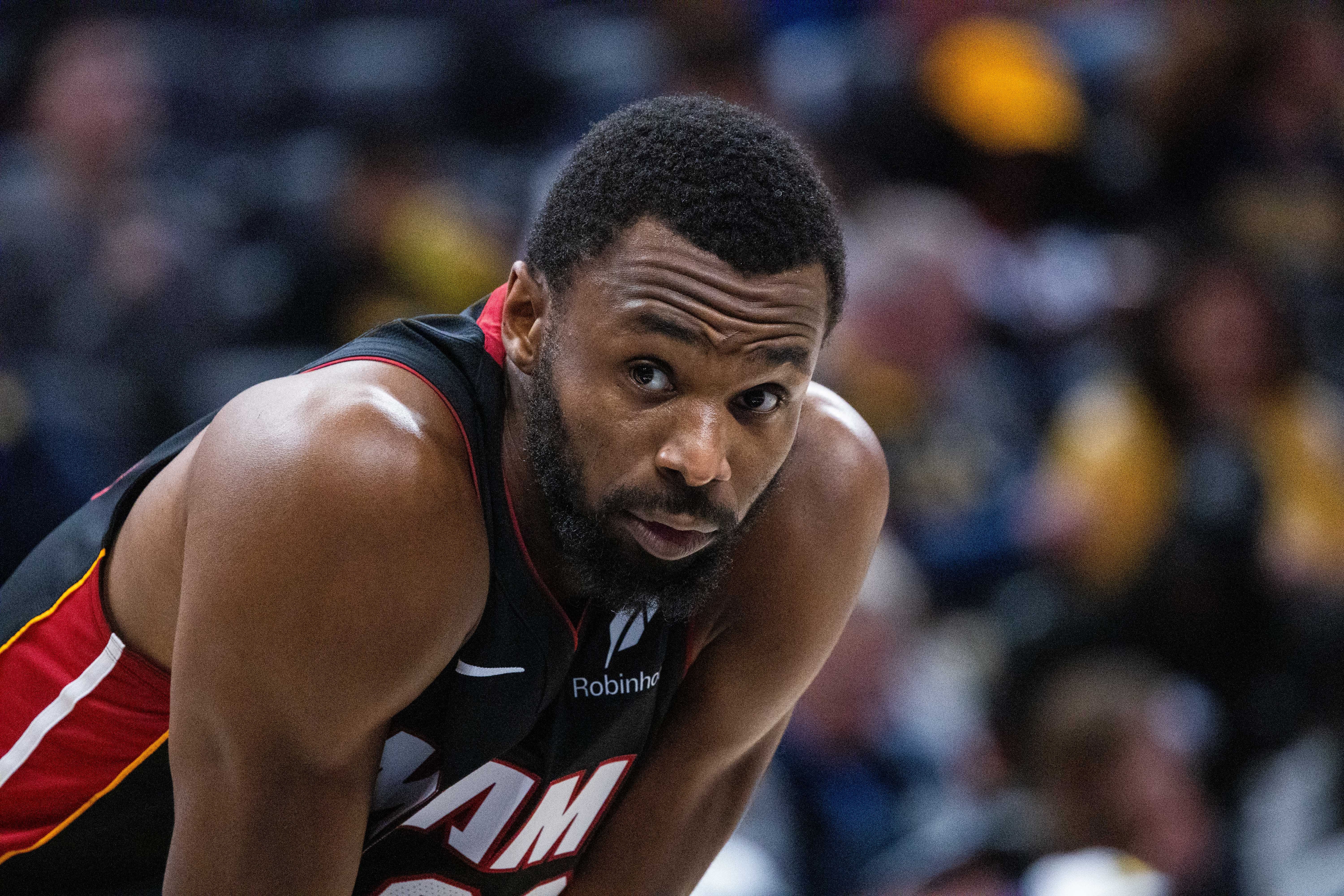 开云体育下载-就你最想赢！维金斯各种防守满场蹿 全场拿到16分8板4助