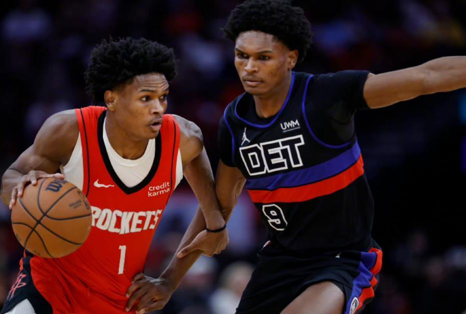 开云体育官网-火箭拒绝签约！3+3控卫转投掘金，两队实力此消彼长，斯通失算了